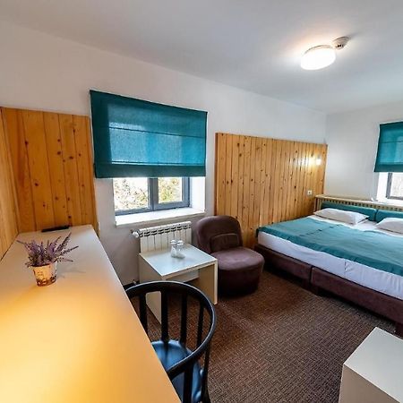 Complex Hotelier Cota O Mie سِنايا المظهر الخارجي الصورة