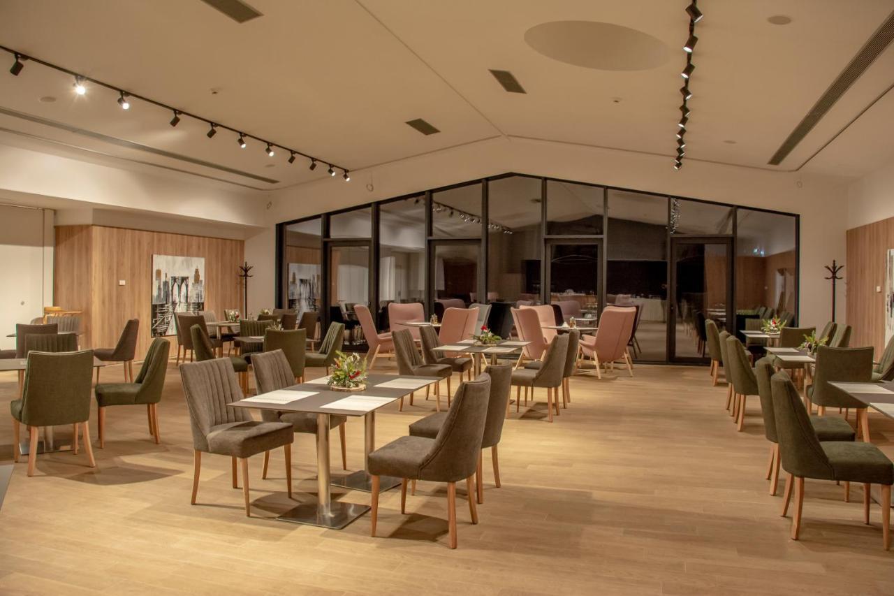 Complex Hotelier Cota O Mie سِنايا المظهر الخارجي الصورة